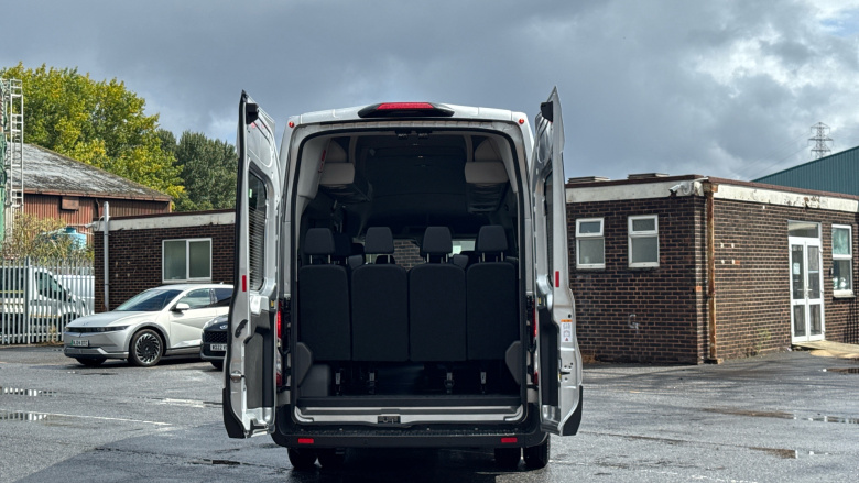 Ford Transit Minibus Transit 460 L4 Minibus Diesel Rwd 2.0 EcoBlue 165ps H3 17 Seater Trend Auto [Nav]